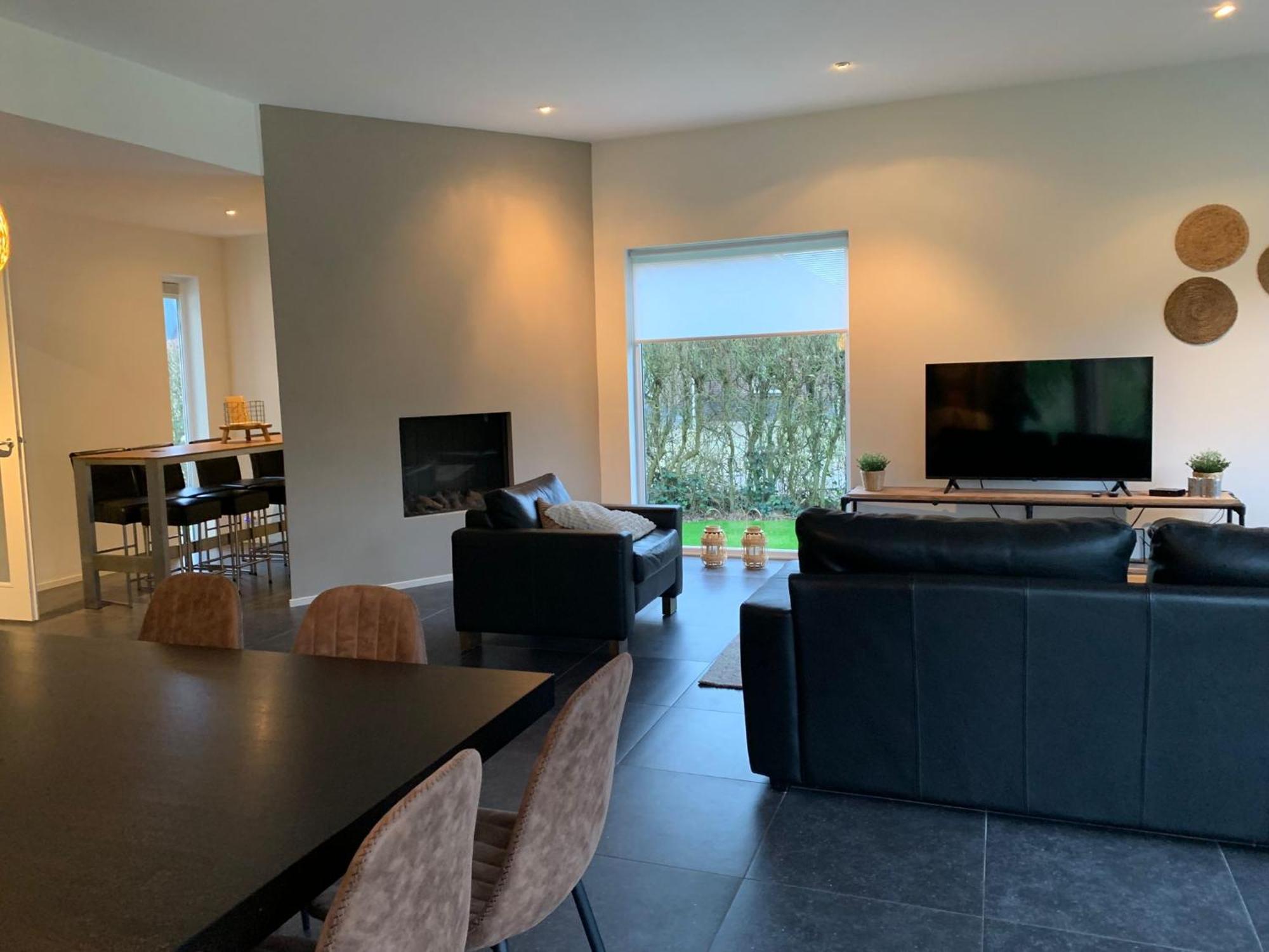 Villa Riverside Met Hottub, Eigen Aanlegsteiger, Zwemtrap, Trampoline En Kano'S Zeewolde Zewnętrze zdjęcie